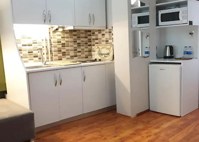 Taksim Bed and Breakfast 4*